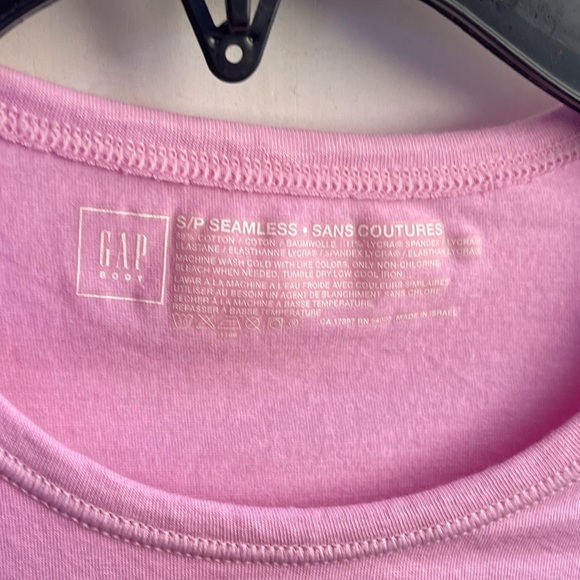 NWT Gap Seamless Baby Tee in Bright Lavender Pink! Cotton blend! - Picture 3 of 8